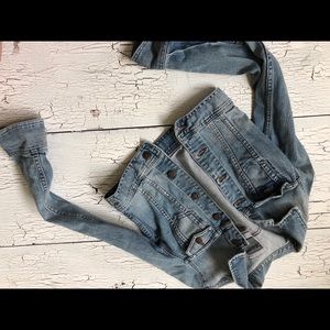 Abercrombie and Fitch cropped jean jacket